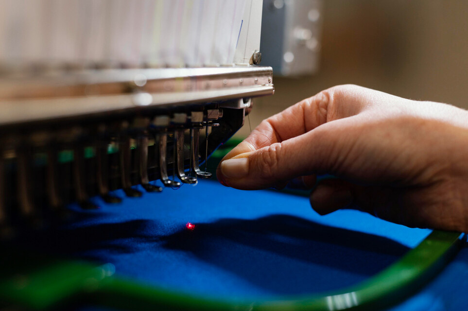 Typographie lisible en broderie : 7 règles à suivre