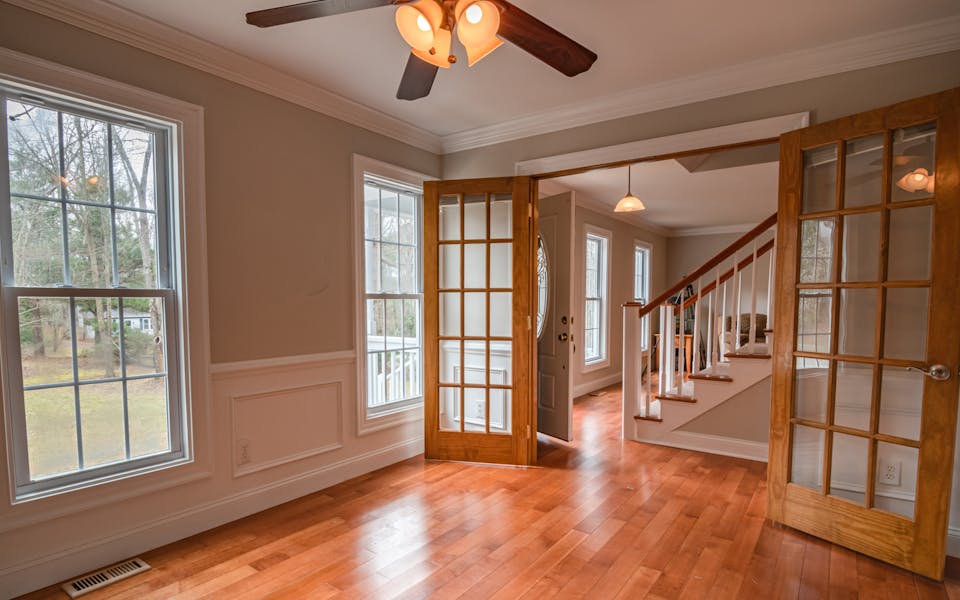 Porte d’entrée sur mesure : Comment choisir la meilleure option pour votre maison