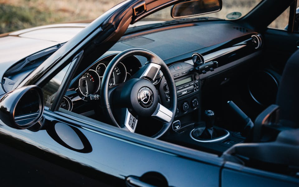 Comment l’origine influence le choix d’une voiture d’occasion